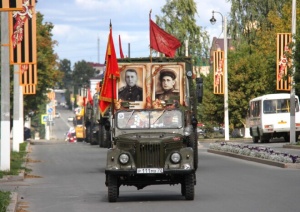 Автопробегом отметили ишимцы день воинской славы России!